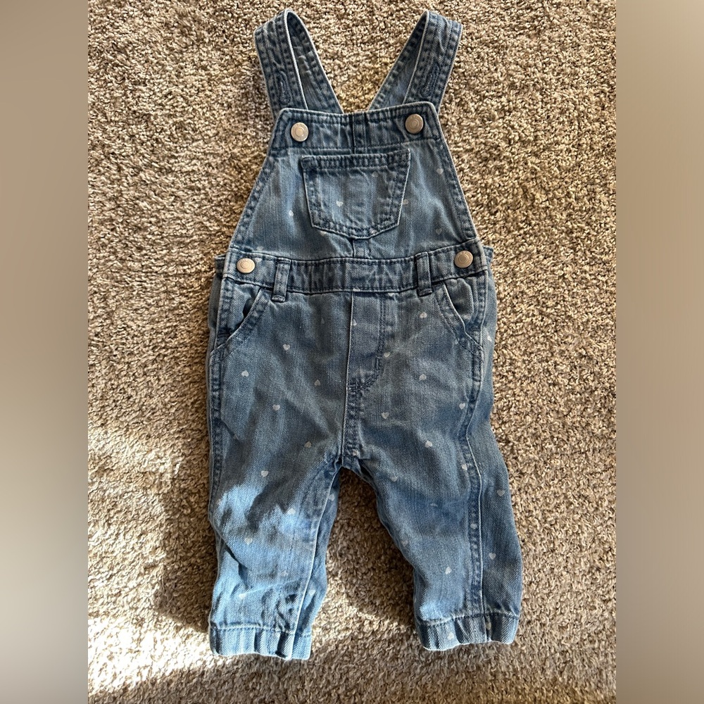 Old Navy baby girl heart overalls 6-12m